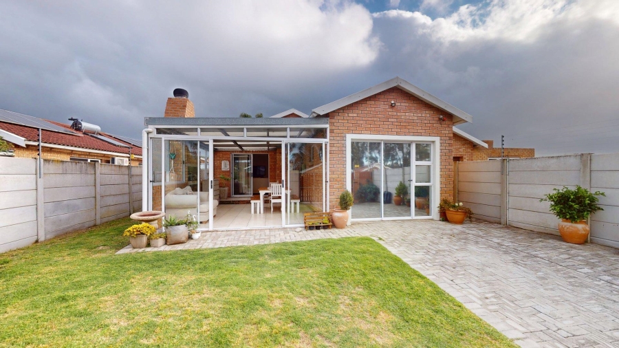 3 Bedroom Property for Sale in Pinelands Eastern Cape